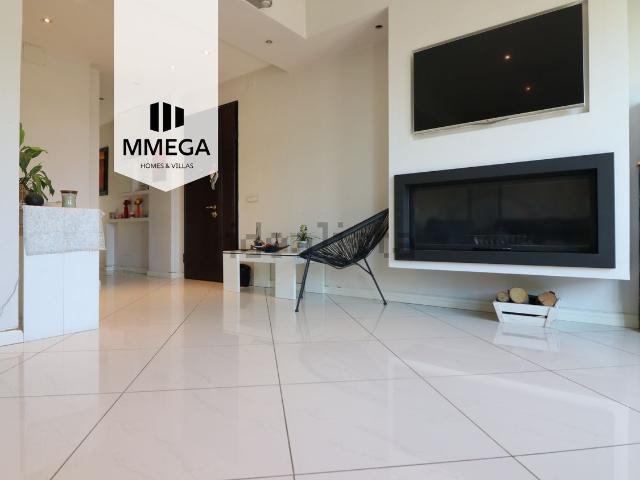 Appartamento in vendita di 110 m² in Viale Eleonora Duse, 28