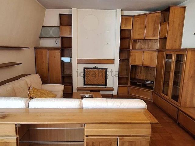 Appartamento in vendita di 110 m² in Viale Eugenio Chiesa