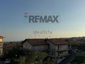 Appartamento in vendita di 110 m² in Viale Europa, 50
