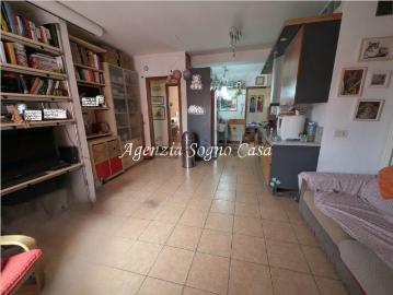 Appartamento in vendita di 110 m² in Viale Giovanni Bovio