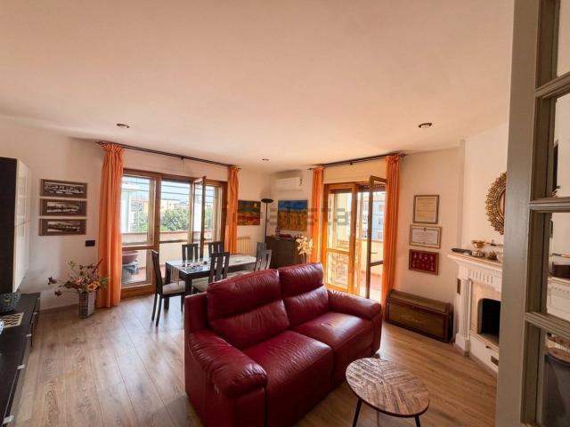 Appartamento in vendita di 110 m² in Viale Giulio Cesare