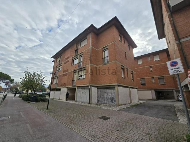 Appartamento in vendita di 110 m² in Viale Italia, 68