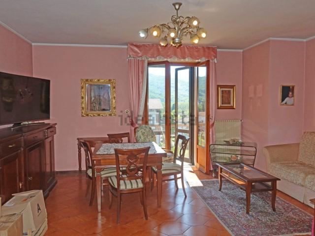Appartamento in vendita di 110 m² in Viale Lunigiana, 1