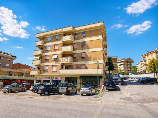 Appartamento in vendita di 110 m² in Viale Martiri della Libertà, 58