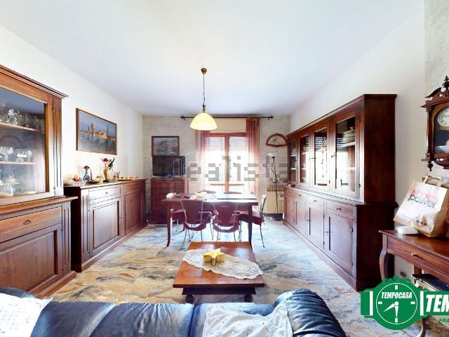 Appartamento in vendita di 110 m² in Viale Regina Elena, 59