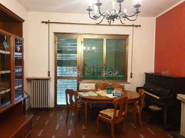 Appartamento in vendita a Viale Roma Carrara - Balcone