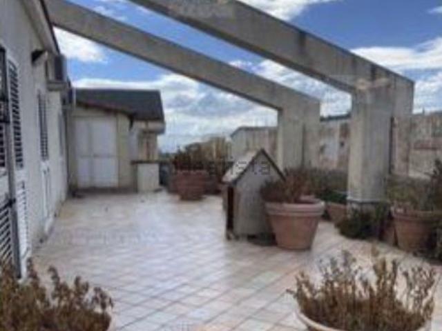Appartamento in vendita di 110 m² in Viale Sicilia