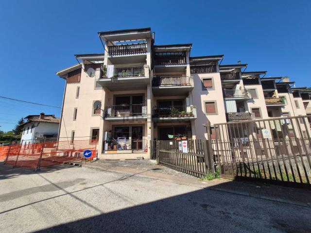 Appartamento in vendita di 110 m² in Circonvallazione Turano, 20