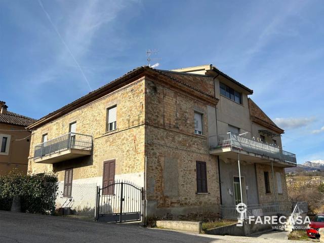 Appartamento in vendita di 110 m² in Contrada Villa Tordinia