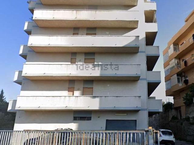 Appartamento in vendita di 110 m² in Contrada Morloquio, 49