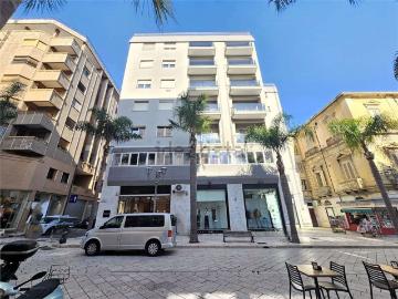 Appartamento in vendita di 110 m² in Corso Umberto I, 72