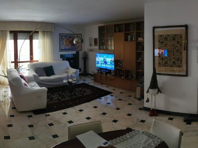 Appartamento in vendita di 110 m² in Corso Alessandro de Stefanis