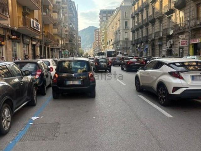 Appartamento in vendita di 110 m² in Corso Giuseppe Garibaldi, 33