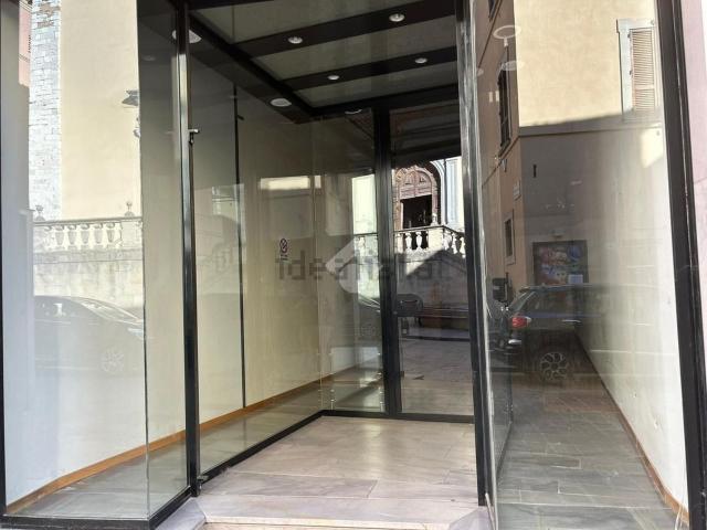 Appartamento in vendita di 110 m² in Corso Giuseppe Garibaldi, 46