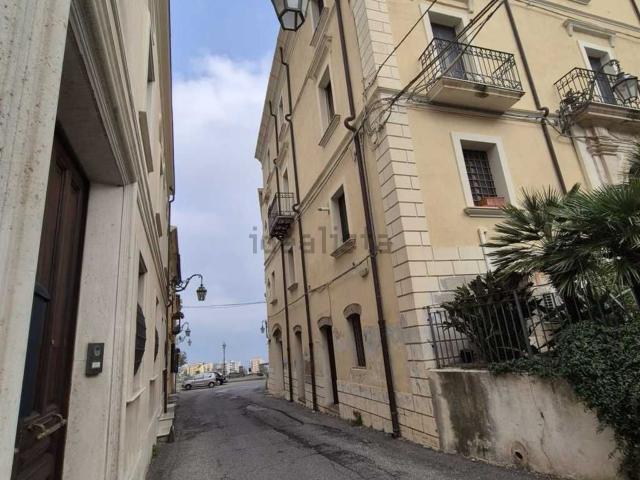 Appartamento in vendita di 110 m² in Corso Giuseppe Garibaldi, 48