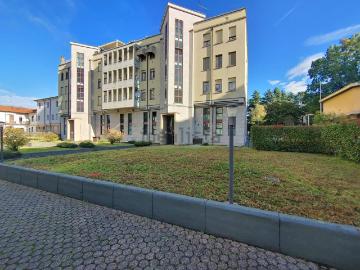 Appartamento in vendita di 110 m² in Corso Sempione