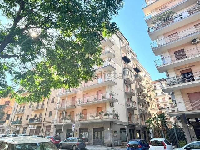 Appartamento in vendita di 110 m² in Largo Calatafimi, 5