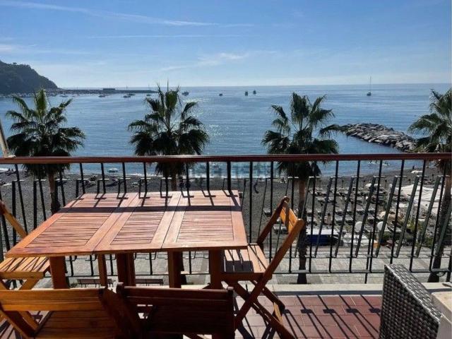 Appartamento in vendita di 110 m² in Lungomare Giovanni Descalzo