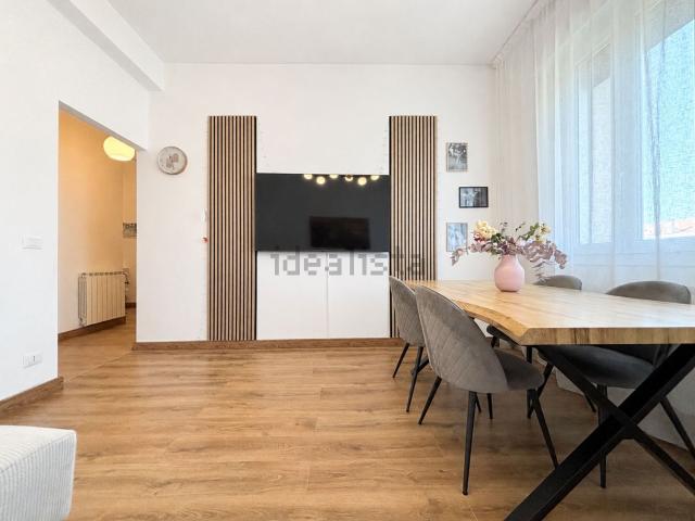 Appartamento in vendita di 110 m² in Piazza Alcide de Gasperi
