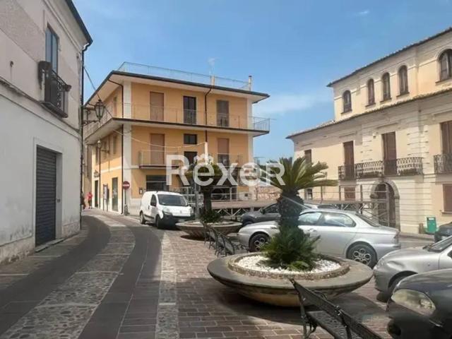 Appartamento in vendita di 110 m² in Piazza Giuseppe Garibaldi