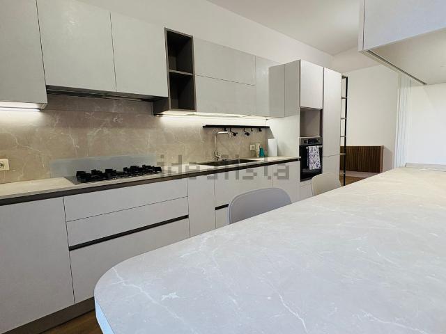 Appartamento in vendita di 110 m² in Piazza della Costituzione, 10
