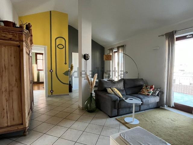 Appartamento in vendita di 110 m² in Piazza San Maria, 2