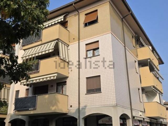 Appartamento in vendita di 110 m² in Piazza San D&apos Acquisto, 14