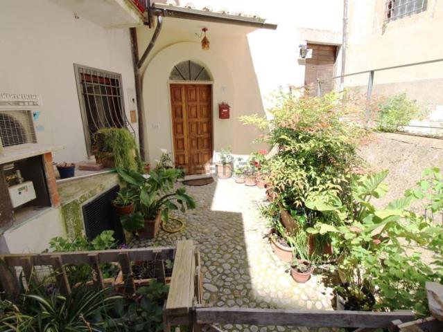 Appartamento in vendita di 110 m² in Piazza Varrone, 2