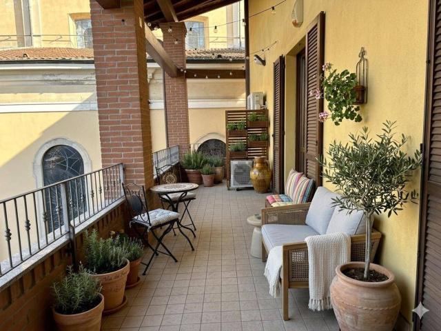 Appartamento in vendita di 110 m² in Piazza XV Martiri, 1
