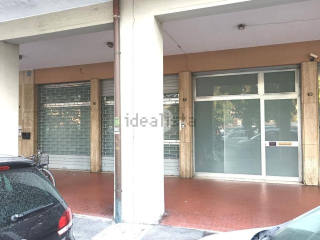 Appartamento in vendita di 110 m² in Piazzale Dante Alighieri, 10