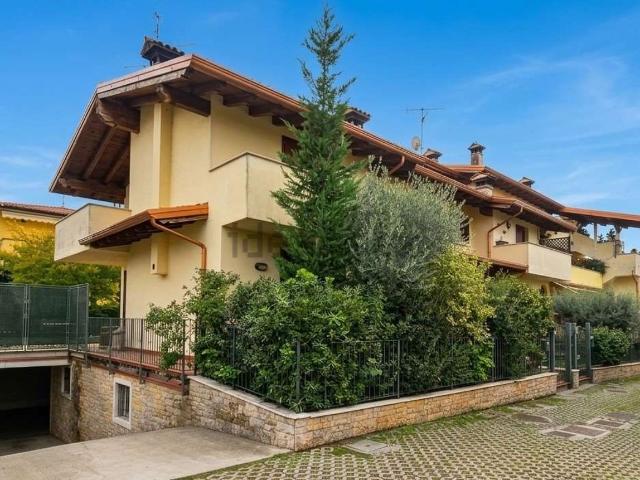 Appartamento in vendita di 110 m² in Piazzale Europa, 12