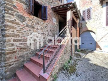 Appartamento in vendita di 110 m² in Strada Comunale di Pietraviva