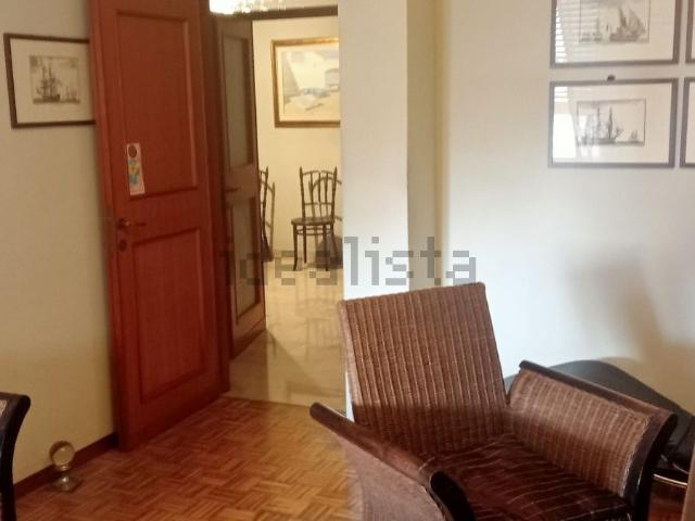 Appartamento in vendita di 110 m² in Strada Giuseppe Garibaldi, 1