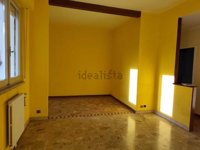 Appartamento in vendita di 110 m² in Strada del Drosso, 184