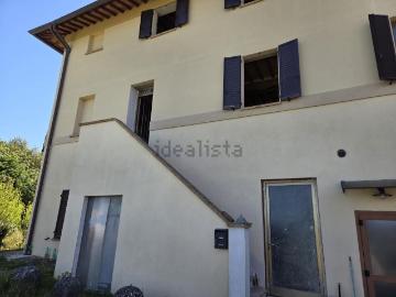 Appartamento in vendita di 110 m² in Strada di Fogliano Grosso, 17