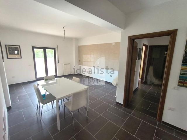 Appartamento in vendita di 110 m² in Strada Statale 106 Jonica, 8