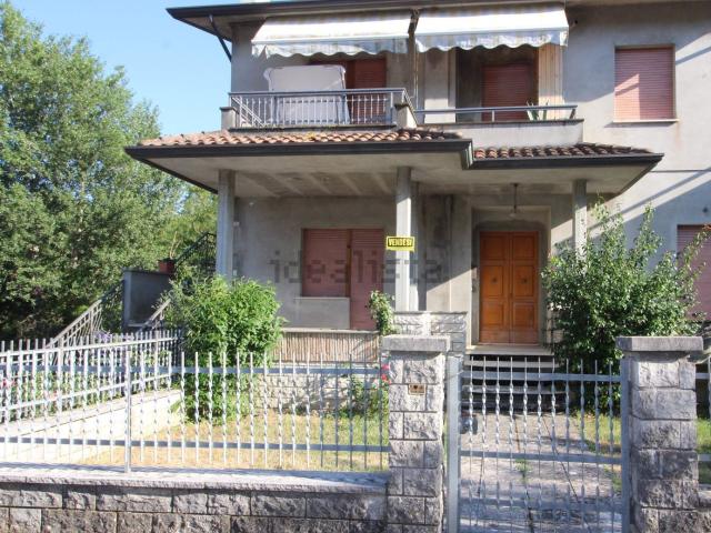 Appartamento in vendita di 110 m² in Via Toscana, 74
