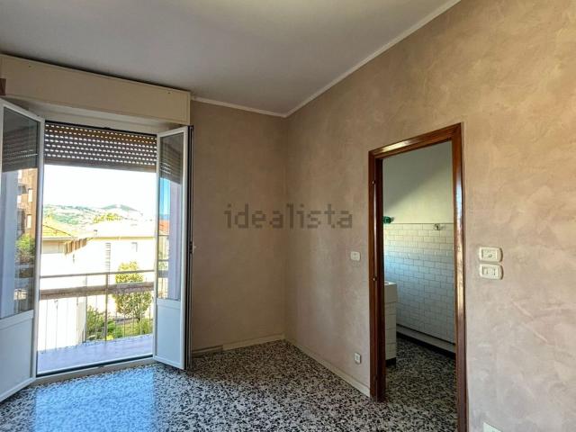 Appartamento in vendita di 110 m² in Strada Val Sporzana, 136