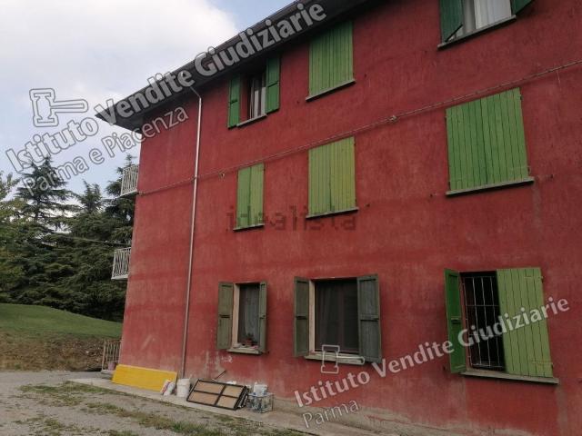 Appartamento in vendita di 110 m² in Strada Valle, 38