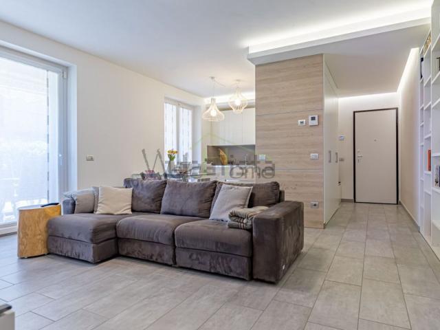 Appartamento in vendita di 111 m² in Via 9 Agosto, 21
