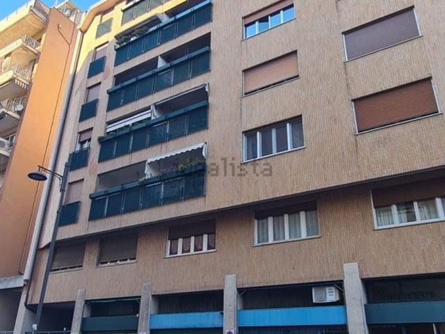 Appartamento in vendita di 111 m² in Via Carlo Combi, 12