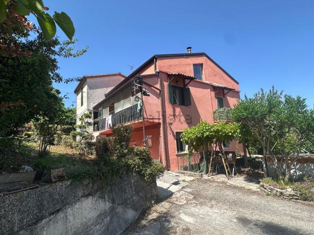 Appartamento in vendita di 111 m² in Via Carlo Armellini, 25