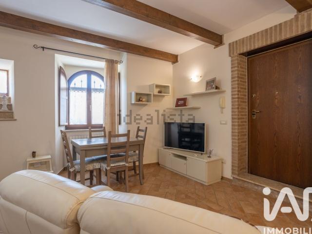 Appartamento in vendita di 111 m² in Via Castiglioni, 7