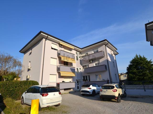 Appartamento in vendita di 111 m² in Via Chiesa di Rorai, 9