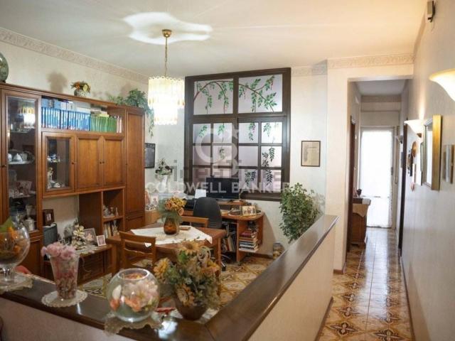 Appartamento in vendita di 111 m² in Via Cimone, 10