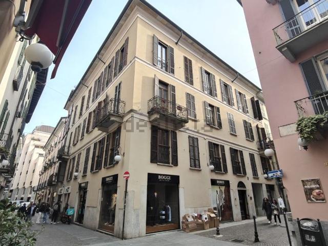 Appartamento in vendita di 111 m² in Via Antonio Bianchini, 1