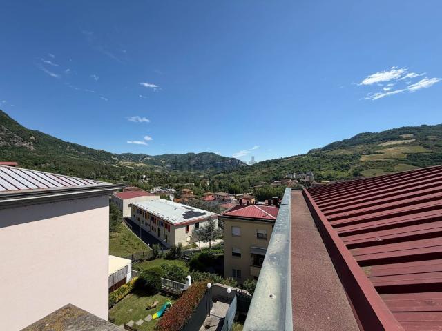 Appartamento in vendita di 111 m² in Via Aldo Moro, 120