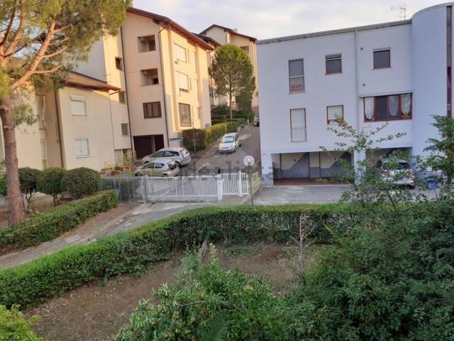 Appartamento in vendita di 111 m² in Via B. Cellini, 33
