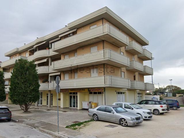 Appartamento in vendita di 111 m² in Via Giacomo Puccini, 91