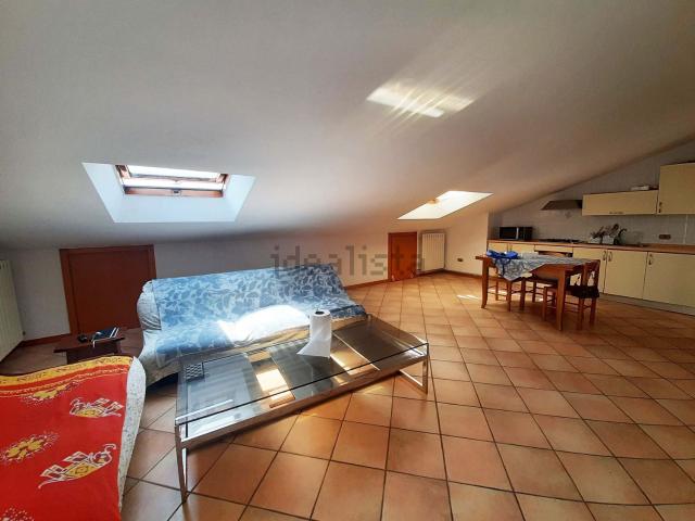 Appartamento in vendita di 111 m² in Via Giacomo Puccini, 91
